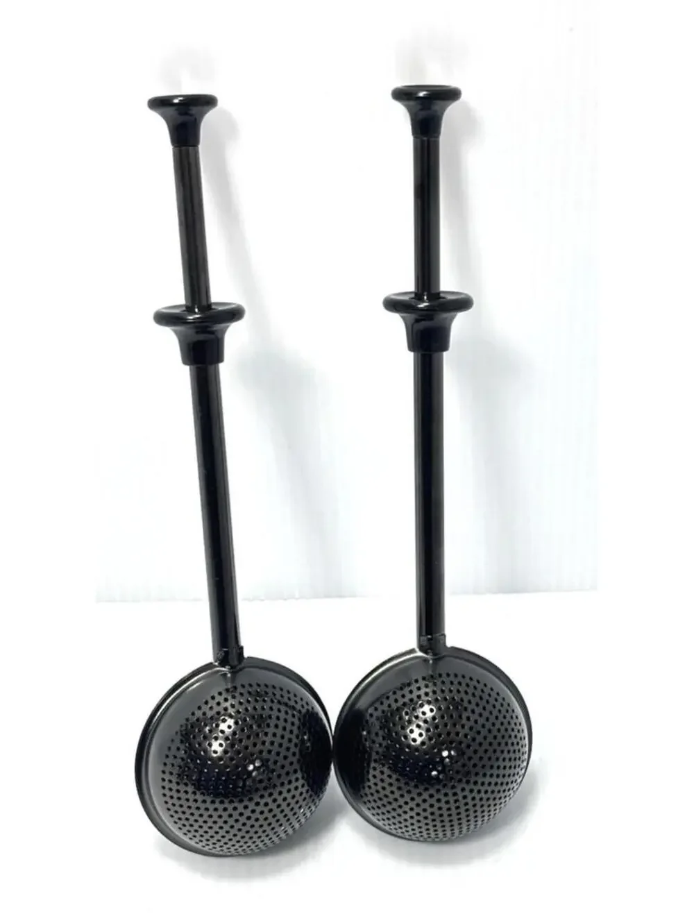 Set of 2 Vintage Style Sugar Dusters Black Metal Flour Sifter Wand Shaker Tool